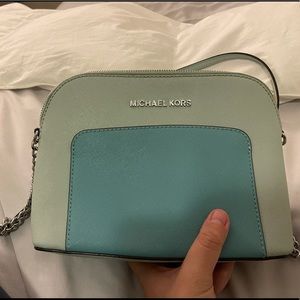 💎💎 SALE! Michael Kors Cindy Two Toned Mint Green Crossbody